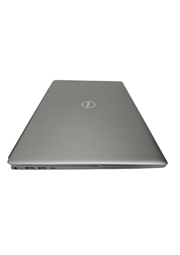 DELL Vostro 5630 i7-1360P 16GB 512 SSD 16